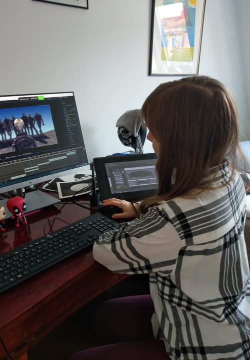 Alexandra Skau Vedeler studerer 3D og animasjon på Fagskolen Kristiania. Her sitter hun hjemme og jobber med animasjonsfilmen Crossroads.