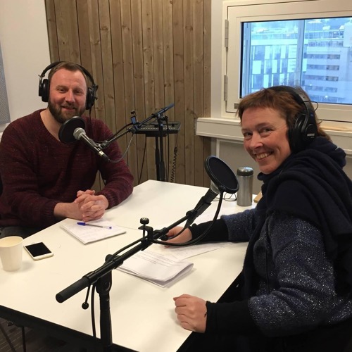 Kai Hanno Schwind og Ingrid Brekke i podkaststudio