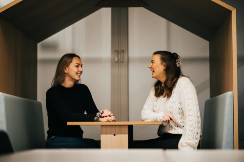 Svært fornøyde masterstudenter 