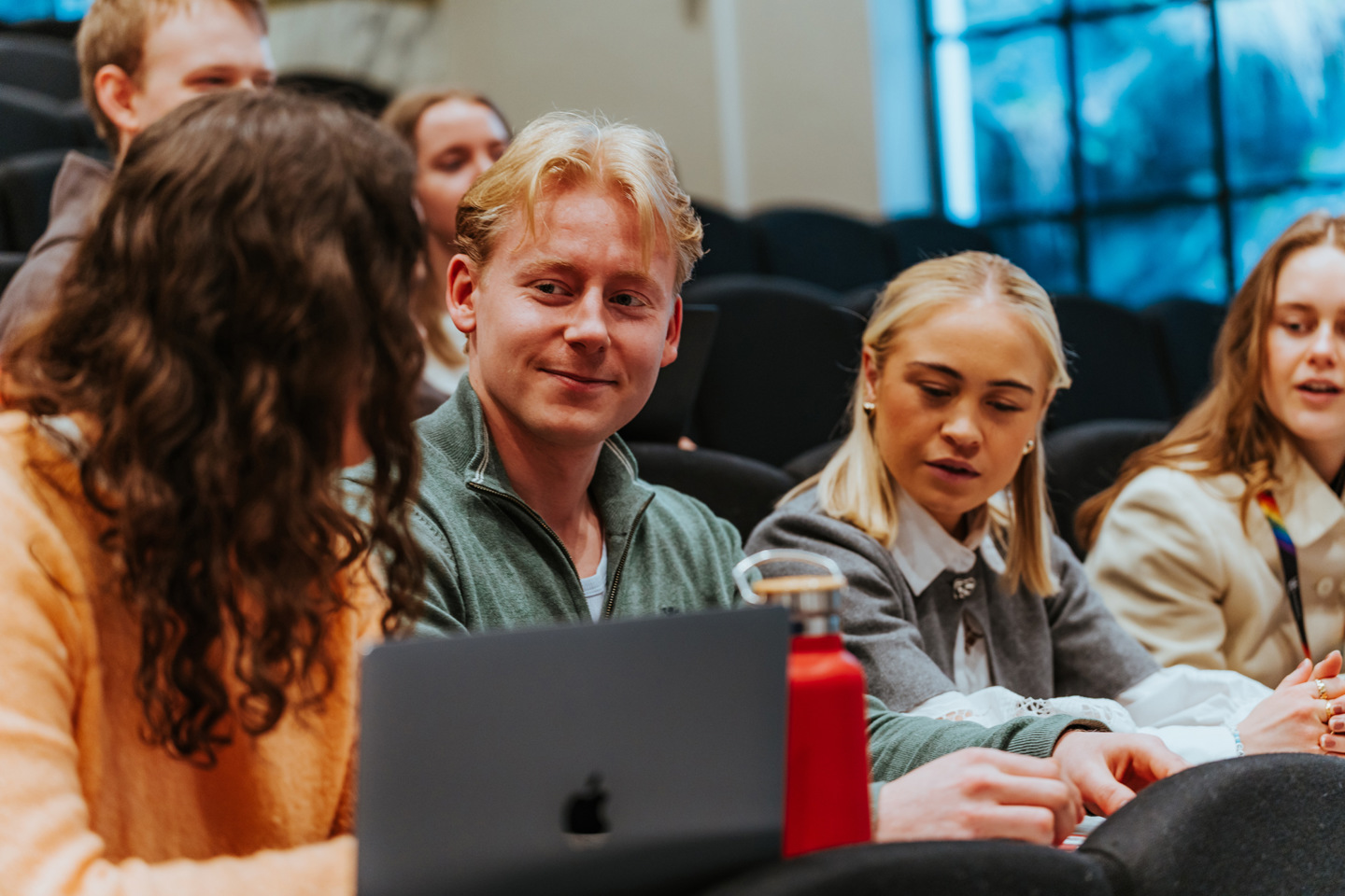 Studenter i forelesning på Kristiania Campus Bergen.